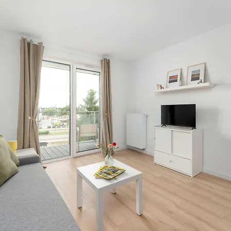 Bright In With Balcony And Parking By Renters Lejlighed *